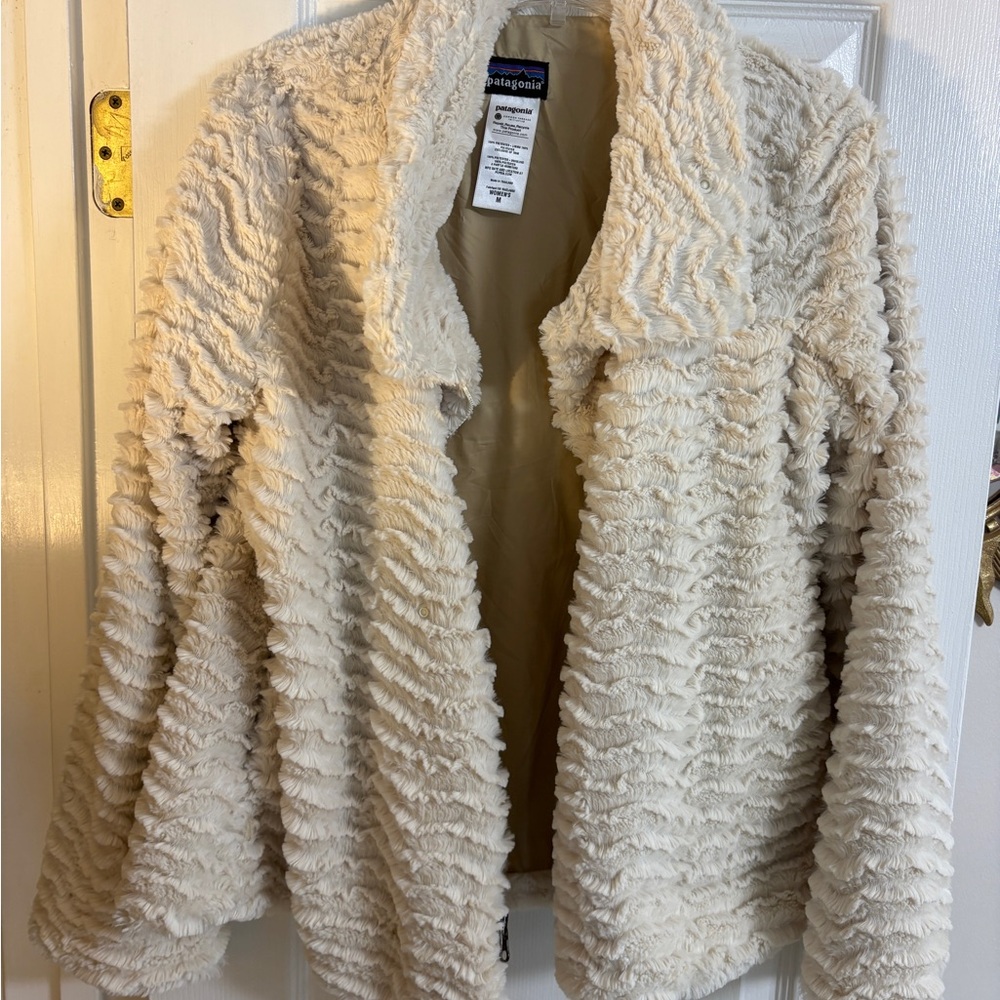 Patagonia Women's Cream Teddy Jacket